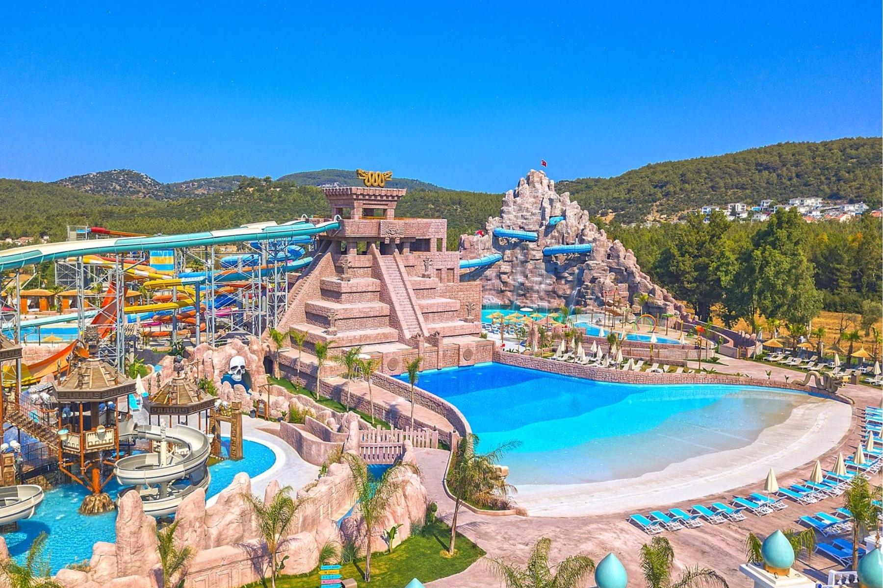 Pick Up and Waterpark 
